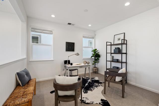 2209 Shiraz Cmn, Livermore CA: https://media.crmls.org/mediaz/c8d54bff-a2d6-4d04-b4b7-56548c9e56ce.jpg