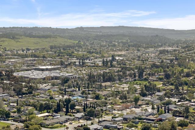 13646 Janette Lane, Poway CA: https://media.crmls.org/mediaz/c8d59b41-c9ce-489c-8f7c-39666641914c.jpg