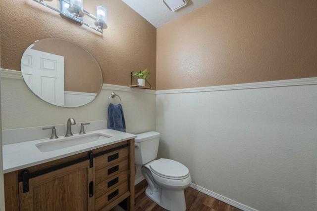 148 Greenbriar Way, Salinas CA: https://media.crmls.org/mediaz/c8d61502-730b-4e10-b26c-da17cf9b952c.jpg