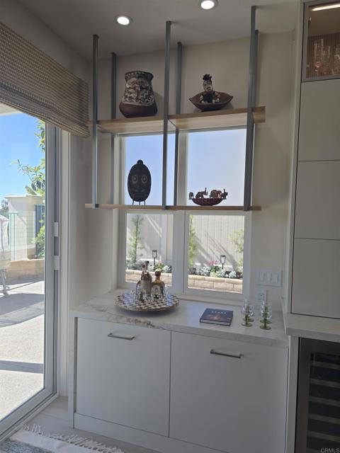 Detail Gallery Image 18 of 66 For 2955 Avendia Valera, Carlsbad,  CA 92009 - 5 Beds | 3 Baths