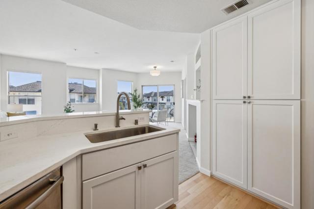 200 Baltic Circle, Redwood City CA: https://media.crmls.org/mediaz/c8d7f698-1ac3-4970-b463-5a504c904094.jpg