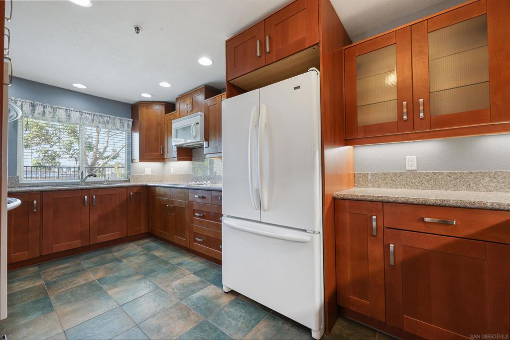 5605 Friars Rd. - photo 6