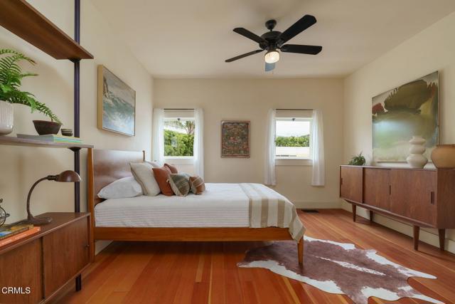 399 W Center Street, Ventura CA: https://media.crmls.org/mediaz/c8d8e60a-2874-4ca7-9af7-bc158dba3d53.jpg