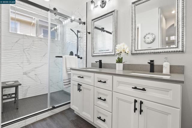 43 Patrick Way, Half Moon Bay CA: https://media.crmls.org/mediaz/c8d9416d-d06a-4230-ac52-2bbd43c39a75.jpg