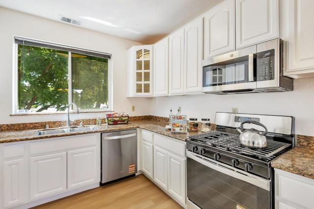 425 Carpentier Way, San Jose CA: https://media.crmls.org/mediaz/c8d9427d-334f-40e8-b4f0-c27e5c488e84.jpg