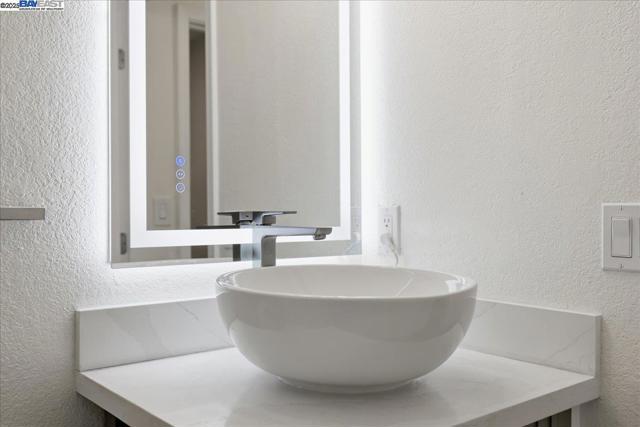 4345 Conejo Dr, Danville CA: https://media.crmls.org/mediaz/c8dacde4-13ff-4c2f-9ba6-f4d5f0c3db41.jpg