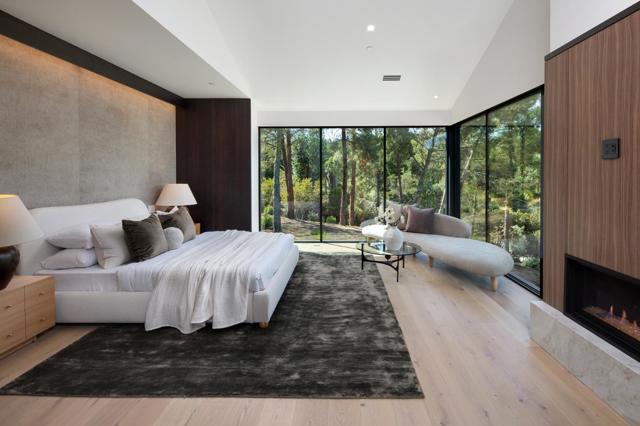 235 Harcross Road, Woodside CA: https://media.crmls.org/mediaz/c8db549b-7773-4a9a-a04f-4c8ac5719ce4.jpg