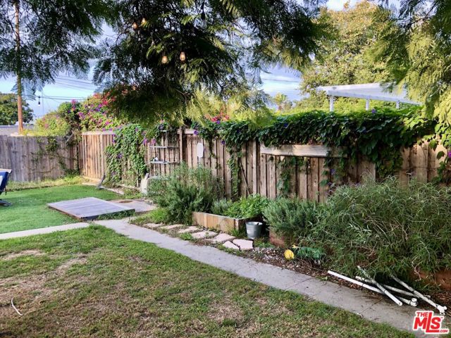 2607 160th Street, Redondo Beach, California 90278, 2 Bedrooms Bedrooms, ,1 BathroomBathrooms,Residential,Sold,160th,23314309