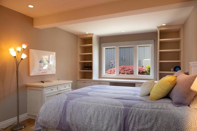28092 Barn Way, Carmel CA: https://media.crmls.org/mediaz/c8dc4517-d63f-4312-8a11-b8ca043a3863.jpg