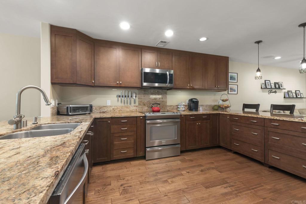 3112 Avenida Olmeda - photo 10