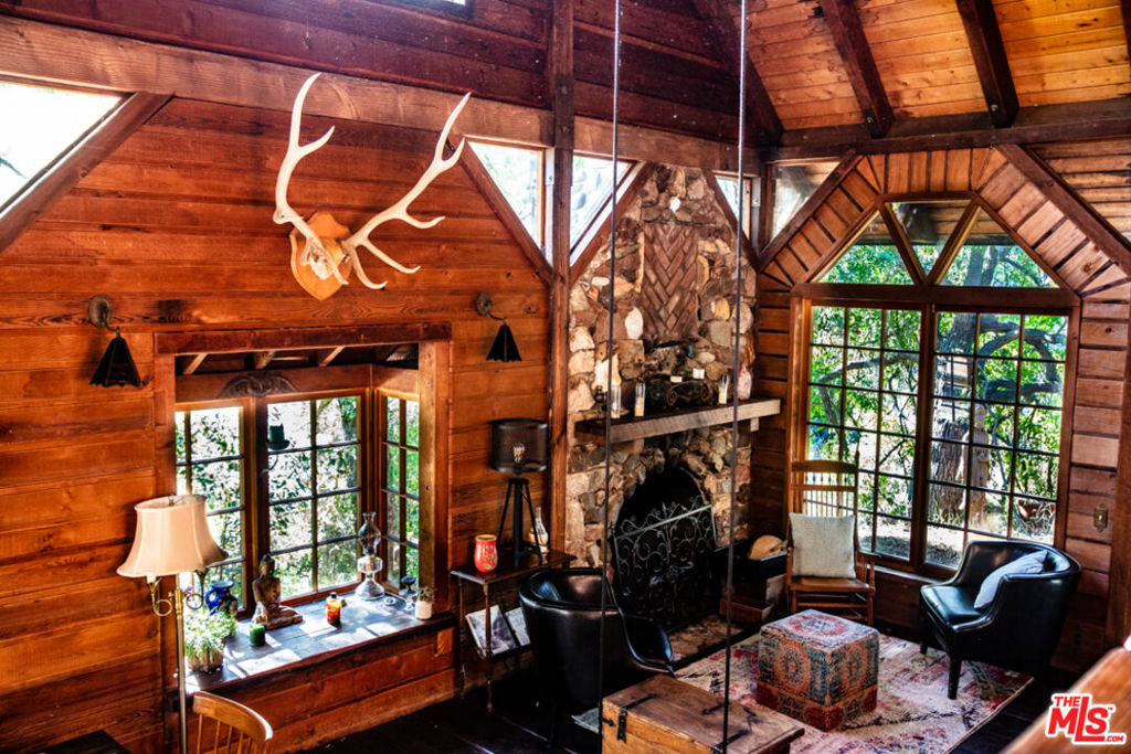 MLS #26853039 image #1