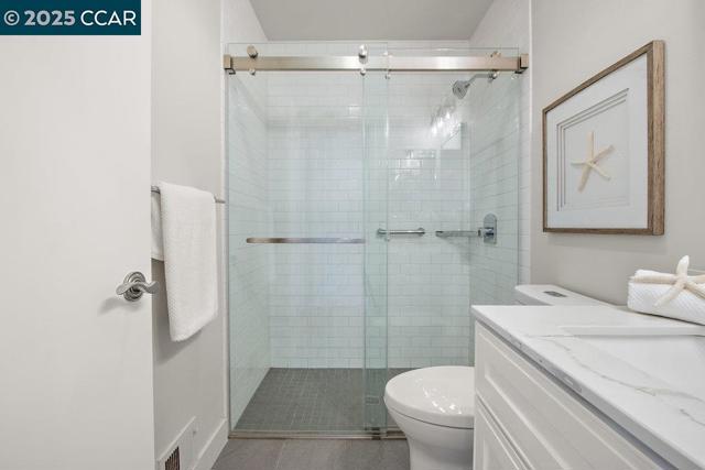 1716 Saint Andrews Drive, Moraga CA: https://media.crmls.org/mediaz/c8dda41b-cabb-40d8-9118-b9fde5e4b92d.jpg