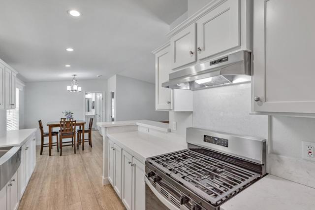 26814 S Mooney Boulevard, Visalia CA: https://media.crmls.org/mediaz/c8ddd3d7-2547-431d-a8eb-7535ff6f1ca6.jpg