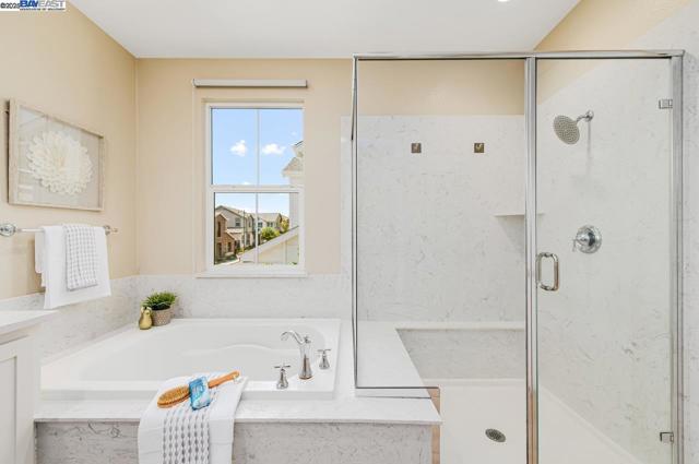4069 Chalk Hill Way, Dublin CA: https://media.crmls.org/mediaz/c8de43d7-0c9c-44e2-87b1-85d6a51c541c.jpg