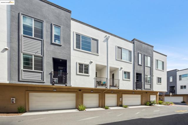 2823 Cathwood Ln, Alameda CA: https://media.crmls.org/mediaz/c8de74ac-ffd5-4e69-8214-00336bc864c0.jpg