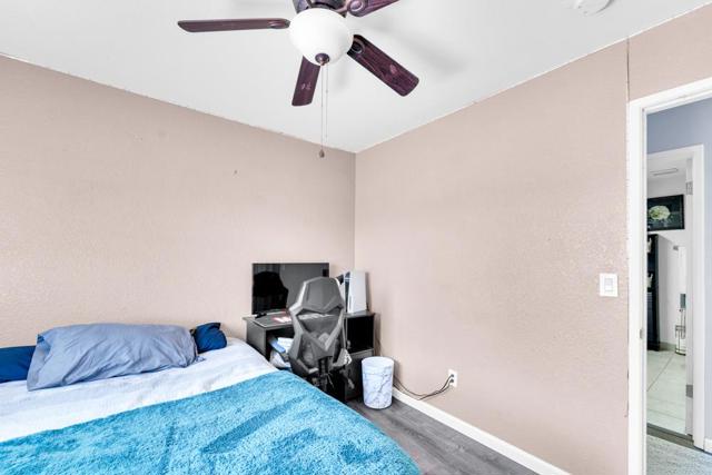 711 Kirkwood Court, Los Banos CA: https://media.crmls.org/mediaz/c8ded3e5-a3a0-4380-a701-05dfa57f999b.jpg