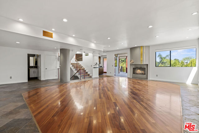 2222 Bancroft Avenue, Los Angeles CA: https://media.crmls.org/mediaz/c8dfbfc7-6170-44e9-8efd-4efa0a6026af.jpg