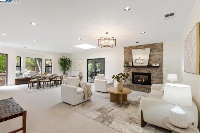 Image 12 of 42 For 34264 Atteridge Pl