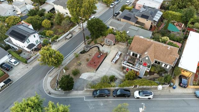 35 Mono Street, Brisbane CA: https://media.crmls.org/mediaz/c8e07ecf-ecb8-4583-b06c-c150ead81c34.jpg