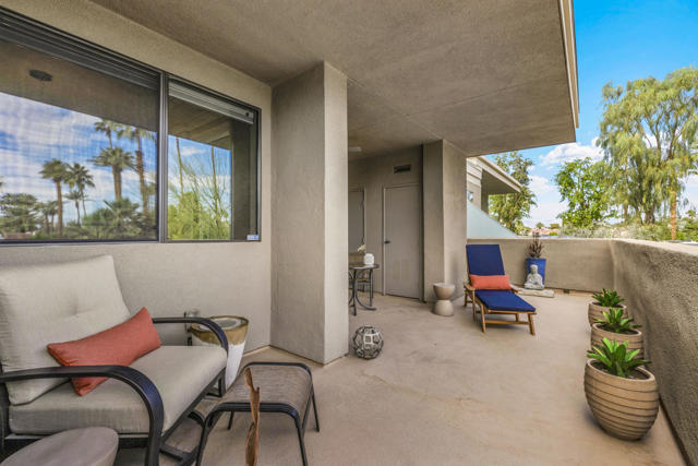1028 E Palm Canyon Drive #207, Palm Springs, CA 92264