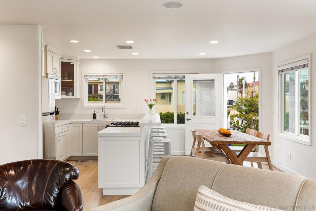 5112 Saratoga Ave - photo 9
