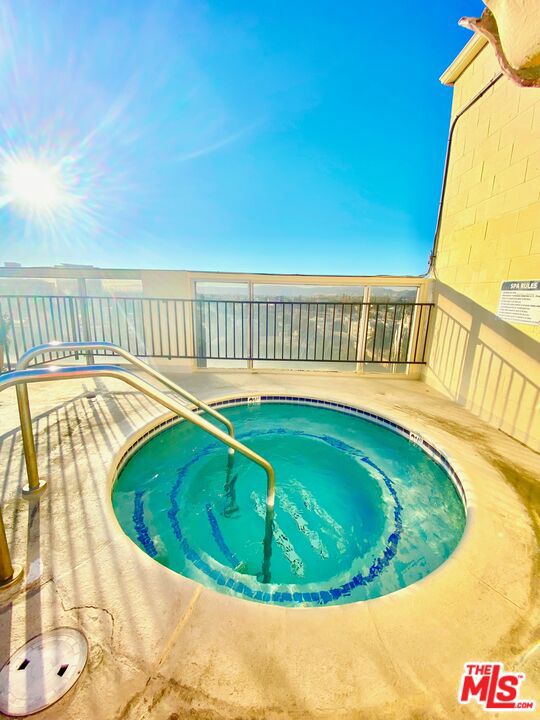 Rooftop Spa with Views