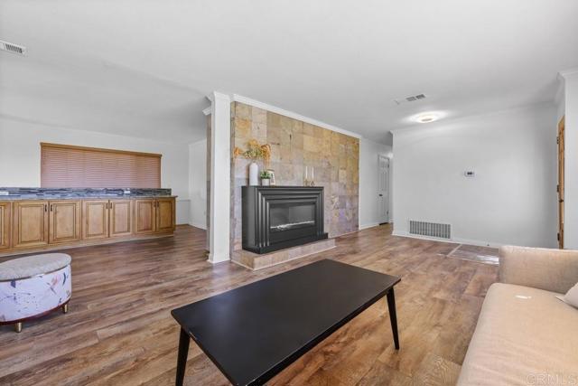 Detail Gallery Image 11 of 60 For 12135 Los Amigos Way, Lakeside,  CA 92040 - 4 Beds | 2/1 Baths