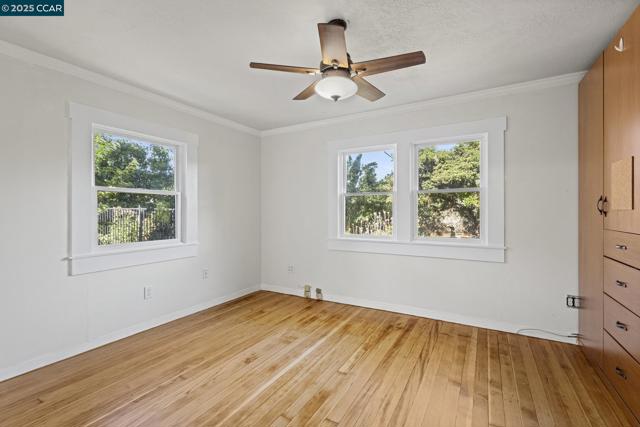 3505 Euclid Ave, Concord CA: https://media.crmls.org/mediaz/c8e5412b-c5f6-4aeb-bfa9-d41a265f4803.jpg