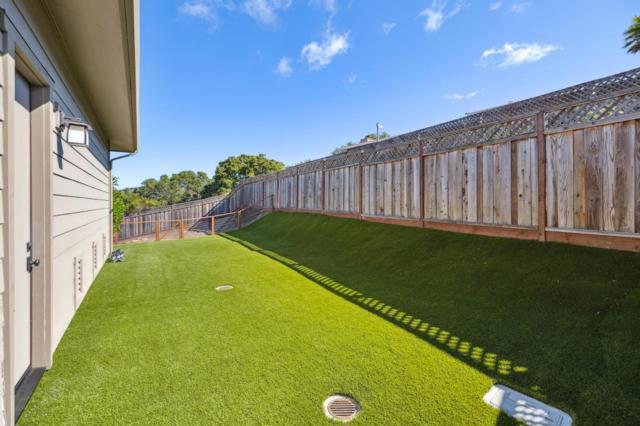 2185 Cobblehill Place, San Mateo CA: https://media.crmls.org/mediaz/c8e573ae-dacd-4339-a06f-78ff354b4eea.jpg