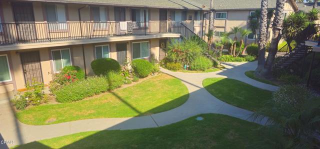1925 Ginger Street, Oxnard CA: https://media.crmls.org/mediaz/c8e63adb-f16e-4c2a-9f38-b3e763d0b7d7.jpg