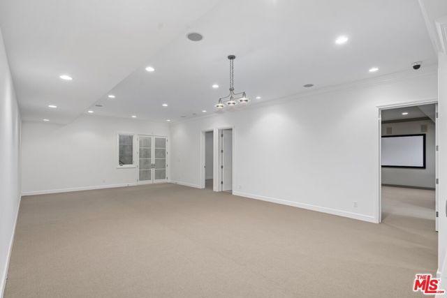 235 Oceano Drive, Los Angeles CA: https://media.crmls.org/mediaz/c8e672f8-64cd-4654-8155-04eebbfe1466.jpg