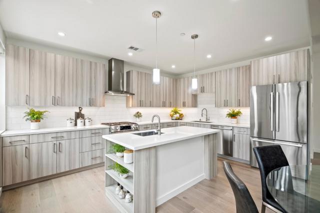 924 Woodside Road, Redwood City CA: https://media.crmls.org/mediaz/c8e8db73-6d18-4ee4-8d8b-2d1dab9be8ac.jpg