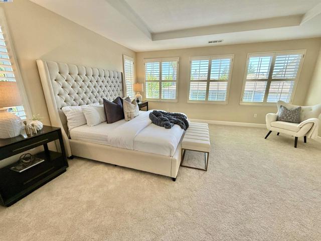 752 Barleta Ln, Livermore CA: https://media.crmls.org/mediaz/c8e9f0c0-8421-45b5-a76b-ddfff008247c.jpg