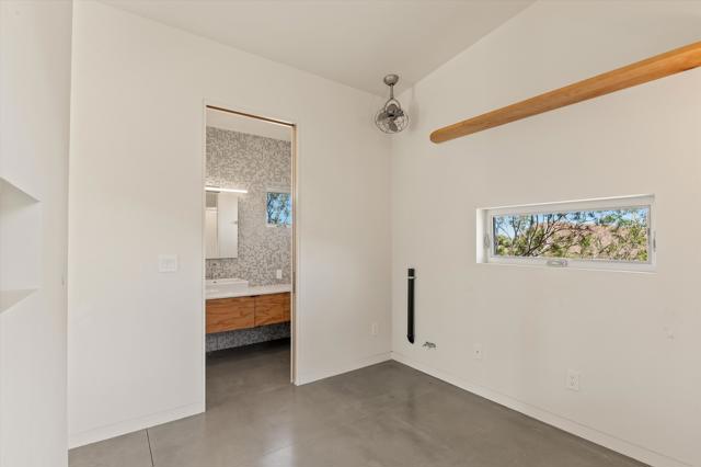 8744 Star Lane, Joshua Tree CA: https://media.crmls.org/mediaz/c8ea80b7-98d7-4646-bd04-20e8d7074da4.jpg