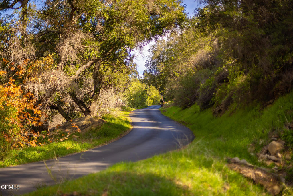 https://media.crmls.org/mediaz/c8ea9949-f620-4a2d-ac47-f65a6a5b3164.jpg?preset=X-Large