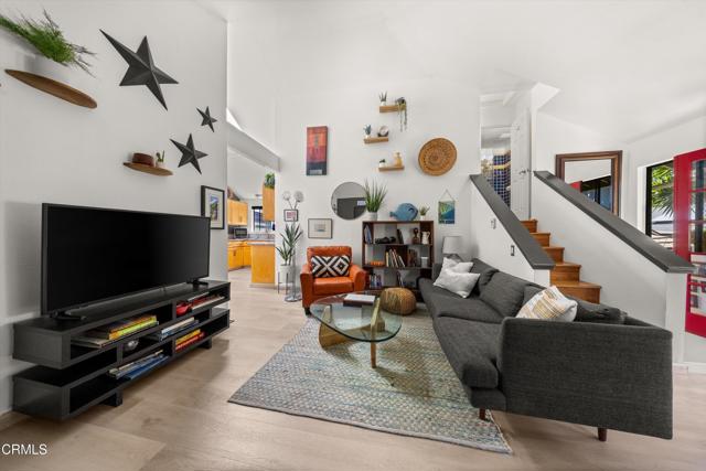 Detail Gallery Image 4 of 48 For 30 S Salinas St #B,  Santa Barbara,  CA 93103 - 3 Beds | 2 Baths