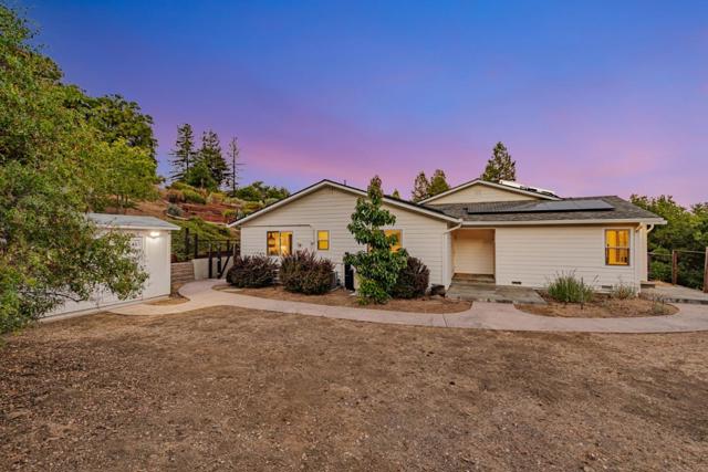 21298 Maria Lane, Saratoga CA: https://media.crmls.org/mediaz/c8eb2889-7f60-4fc9-917c-e86f02b0c6d5.jpg