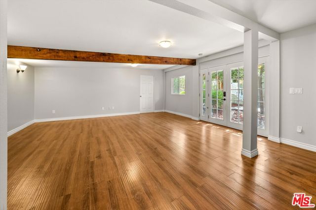1404 N Hoover Street, Los Angeles CA: https://media.crmls.org/mediaz/c8eb36e3-da25-4a3a-8d20-0f11798b6aaa.jpg