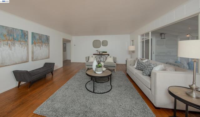 1785 Holly Ave, Menlo Park CA: https://media.crmls.org/mediaz/c8eceed8-1afe-4537-9614-fcfb7a0d5915.jpg