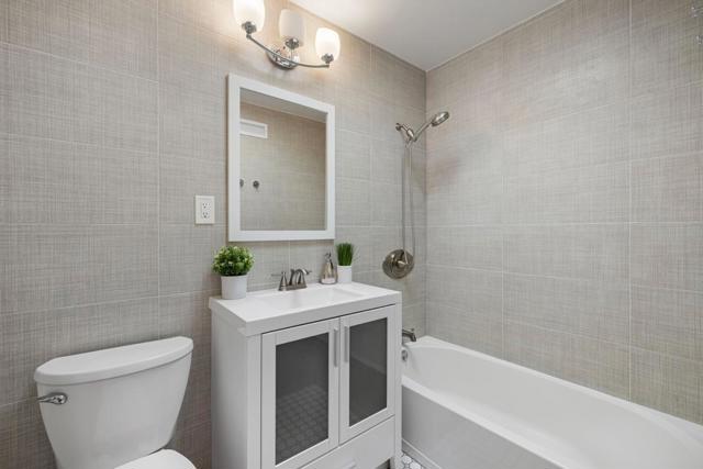 751 Skyline Drive, Daly City CA: https://media.crmls.org/mediaz/c8ecfa3a-363e-4cb8-967a-73bbf0d8ec1d.jpg