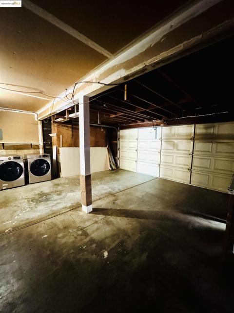 27 Barkley Court, Vallejo CA: https://media.crmls.org/mediaz/c8ed08fe-244b-4665-9b3d-ddbc9239c6e7.jpg
