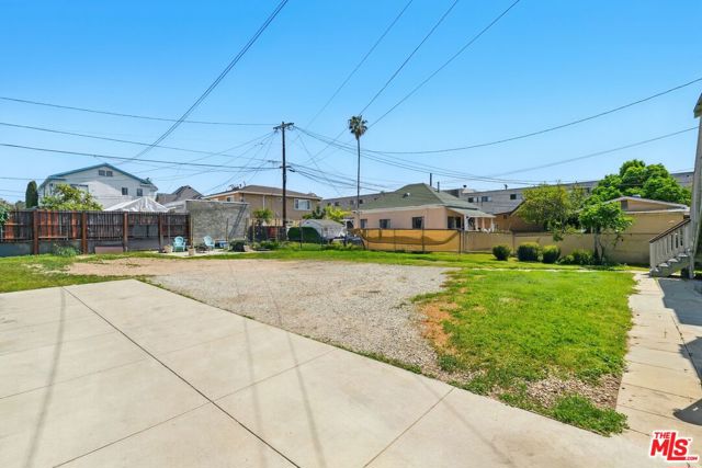 2512 Workman Street, Los Angeles CA: https://media.crmls.org/mediaz/c8eecdc0-3b98-4158-ab3d-46b78df9cc7f.jpg
