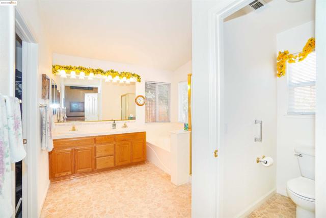 5402 Navajo Ct, Antioch CA: https://media.crmls.org/mediaz/c8f0c47c-7440-458c-b92c-8b9de95cbc0c.jpg