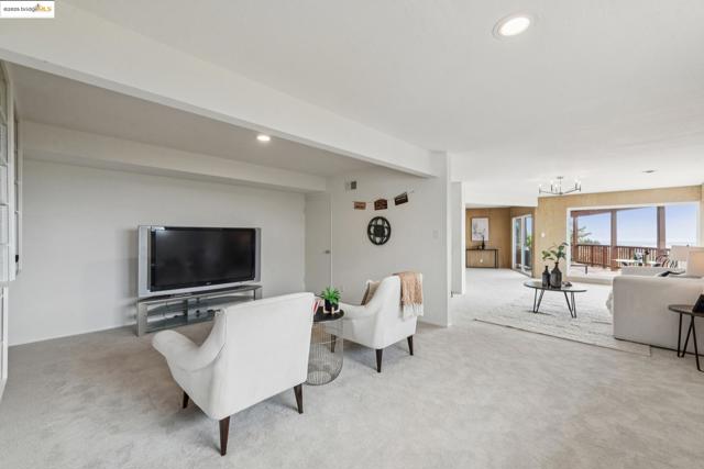 MLS #41114465 image #40