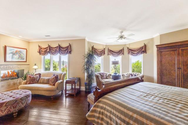 14963 Huntington Gate Drive, Poway CA: https://media.crmls.org/mediaz/c8f1be7d-bc08-4185-9616-267bbd33e26b.jpg