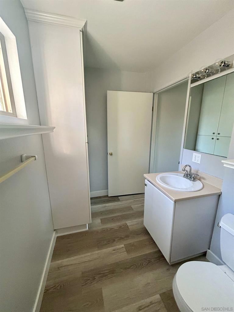 225 Melrose Ave - photo 12