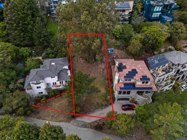 6959 Buckingham Boulevard, Berkeley CA: https://media.crmls.org/mediaz/c8f316d0-9a18-4e03-b18f-4c4e1edec202.jpg