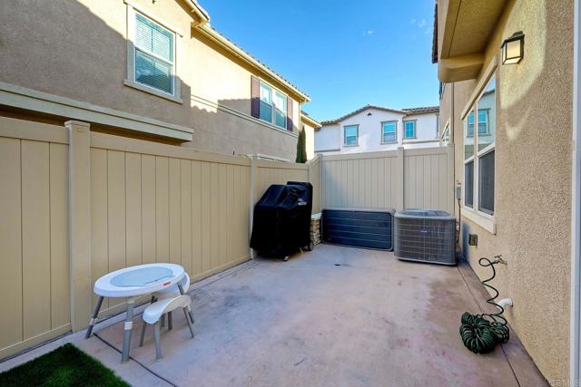 Detail Gallery Image 30 of 34 For 1374 Palo Verde Way, Vista,  CA 92083 - 3 Beds | 2/1 Baths