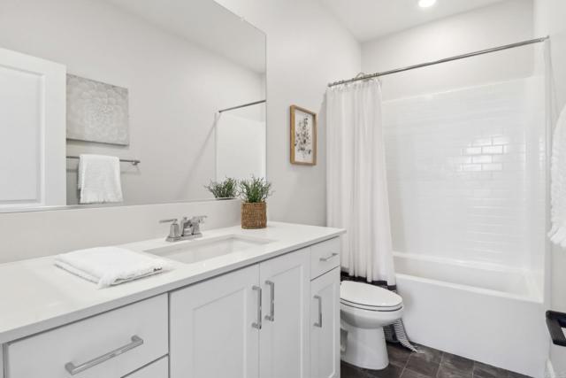941 Lindbergh Drive, San Marcos CA: https://media.crmls.org/mediaz/c8f76312-eece-44e8-a46e-a2887552be79.jpg