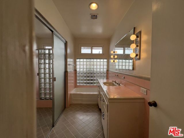 10952 Barman Avenue photo 8